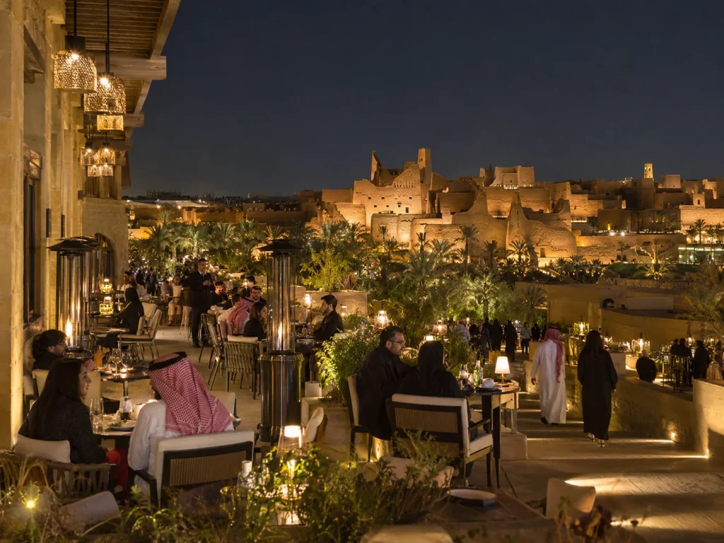 Outdoor dining at Bujairi Terrace with At-Turaif in the background